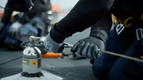 Keuren valbeveiliging Keuren van valbeveiliging