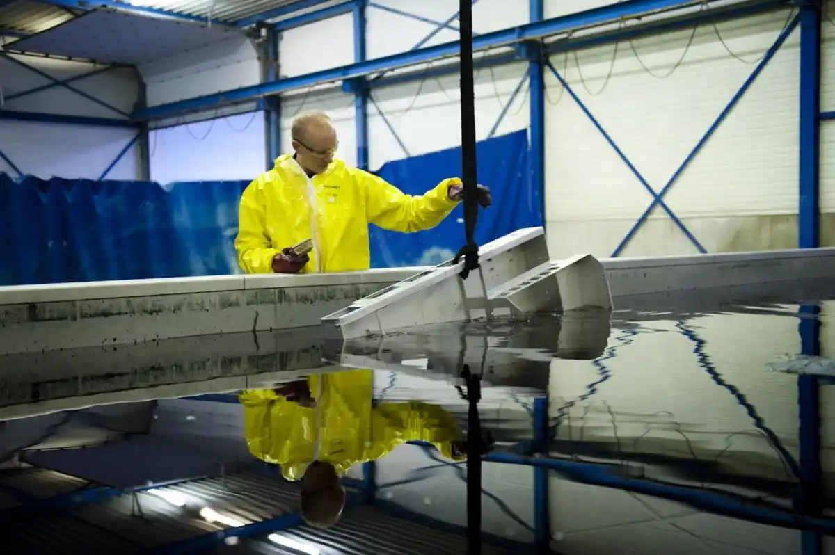 man ontvet metaal| DID-online.nl