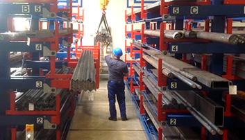 Gemotoriseerde langgoed uitrolstelling Gemotoriseerd langgoed uitrolstelling